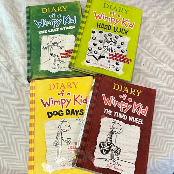Author Jeff Kinney Other - Diary of A Wimpy Kid Set of 4 Books